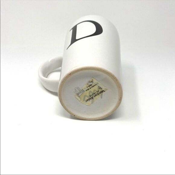 3/$15 Letter D Mug - Picture 4 of 5